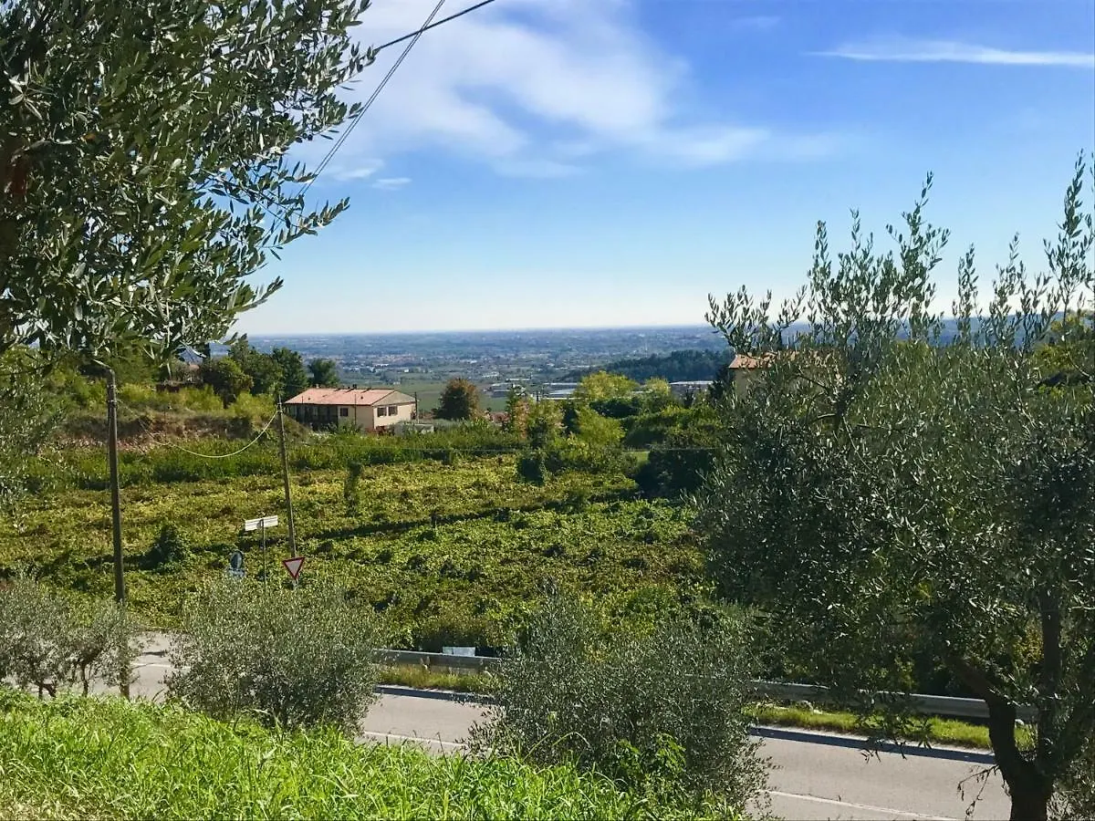 Cris Apartments SantʼAmbrogio di Valpolicella